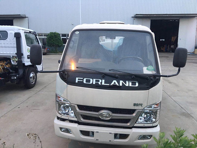 國(guó)五時(shí)代小卡藍(lán)牌吸糞車(chē)新鮮出爐 專為環(huán)保與高效而生