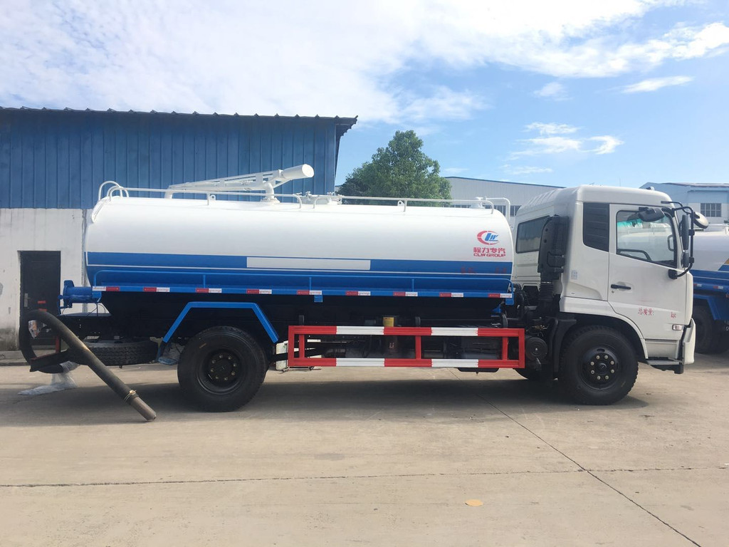 馬鞍山東風天錦吸糞車與吸污車 城市環衛的得力助手